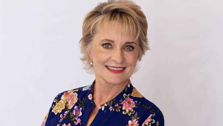 Elsabé Daneel plays Brenda in Alles Malan Season 2 on kykNET (DStv channel 144)